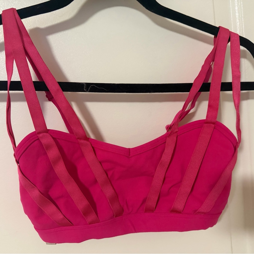 Lorna Jane Strappy Sports Bra – Pink (S) - Picture 4 of 5